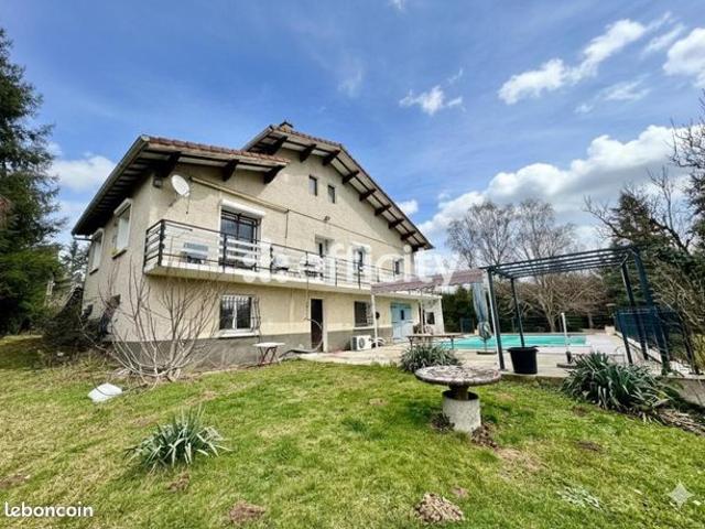 Maison 9 pièces 152 m²