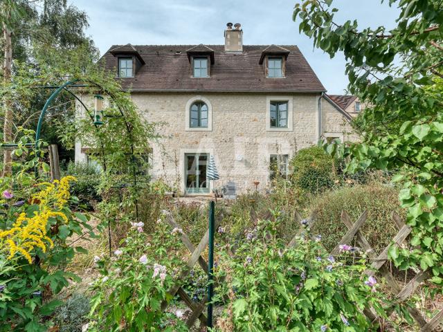 Maison 9 pièces 164 m²