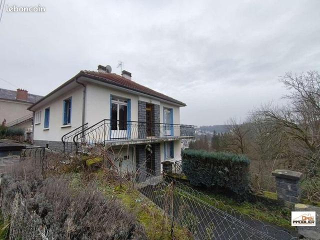 Maison 9 pièces 165 m²