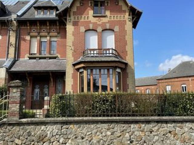Maison 9 pièces 165 m²