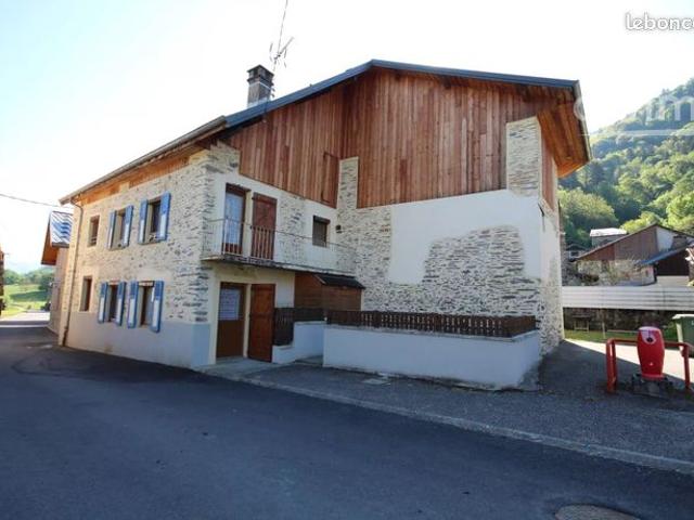 Maison 9 pièces 165 m²