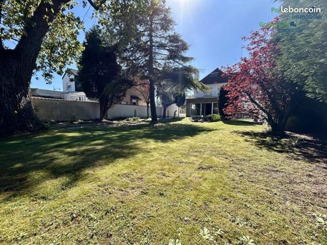 Maison 9 pièces 165 m²