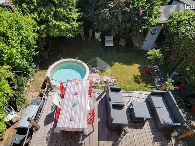 Maison 9 pièces 165 m²
