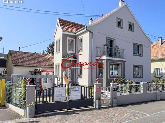 Maison 9 pièces 166 m²