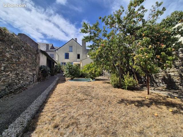 Maison 9 pièces 167 m²