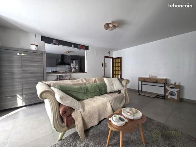 Maison 9 pièces 169 m²