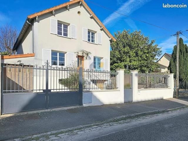 Maison 9 pièces 169 m²