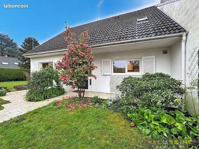 Maison 9 pièces 169 m²