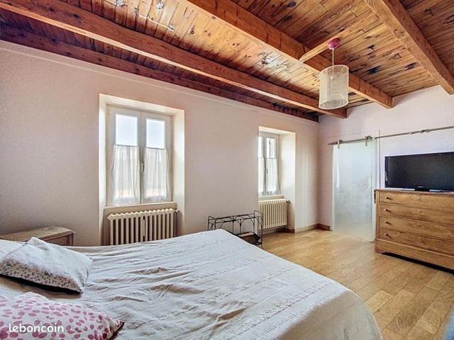Maison 9 pièces 160 m²