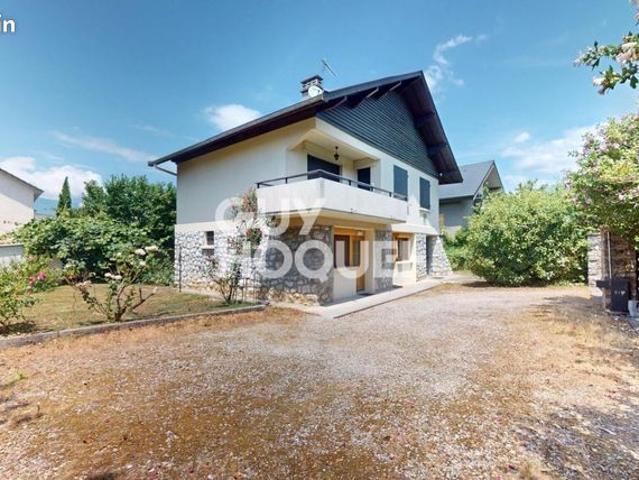 Maison 9 pièces 160 m²