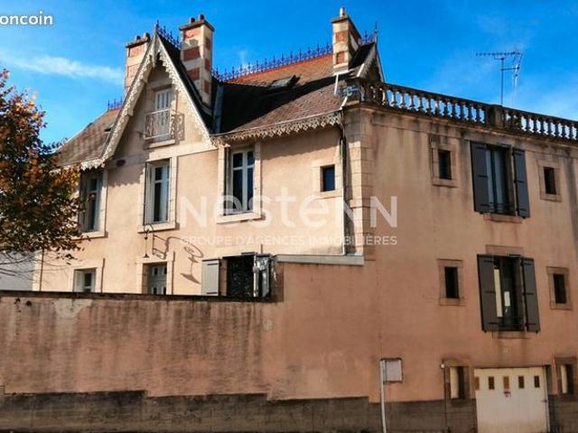 Maison 9 pièces 160 m²