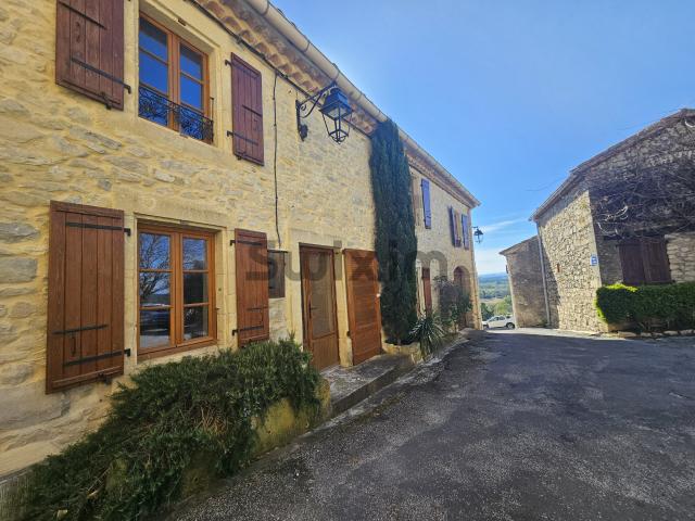 Maison 9 pièces 160 m²