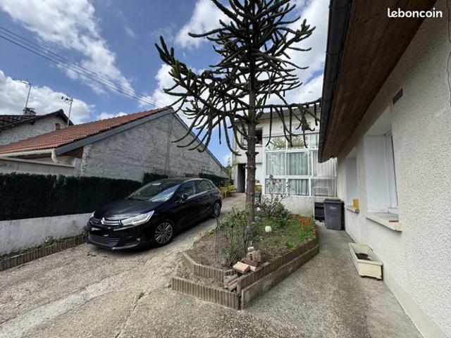 Maison 9 pièces 160 m²