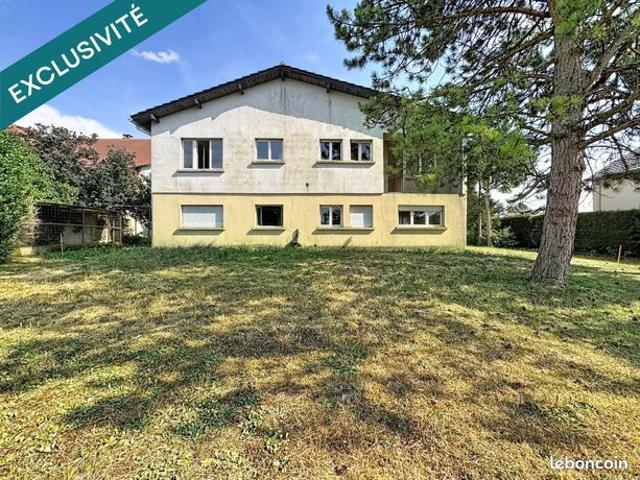 Maison 9 pièces 160 m²