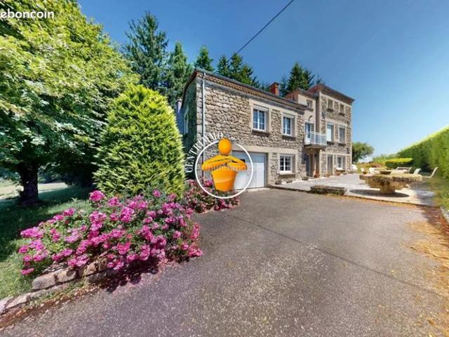 Maison 9 pièces 160 m²