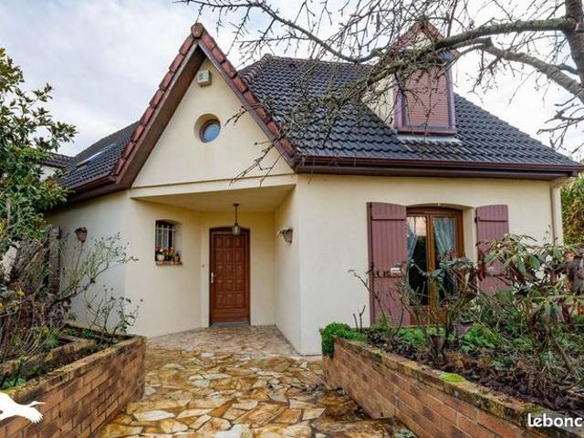 Maison 9 pièces 160 m²