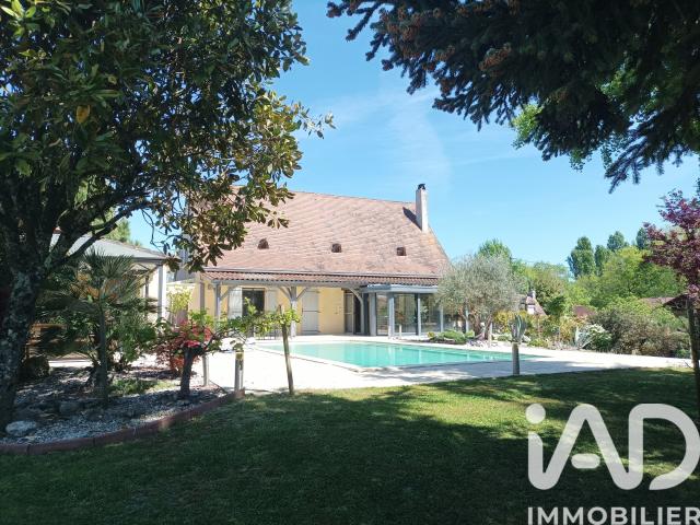 Maison 9 pièces 161 m²