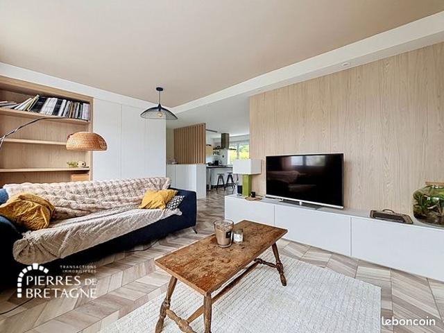 Maison 9 pièces 161 m²