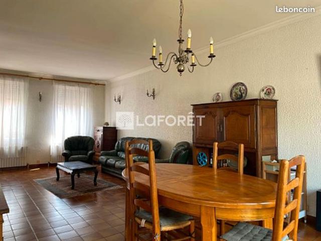 Maison 9 pièces 162 m²