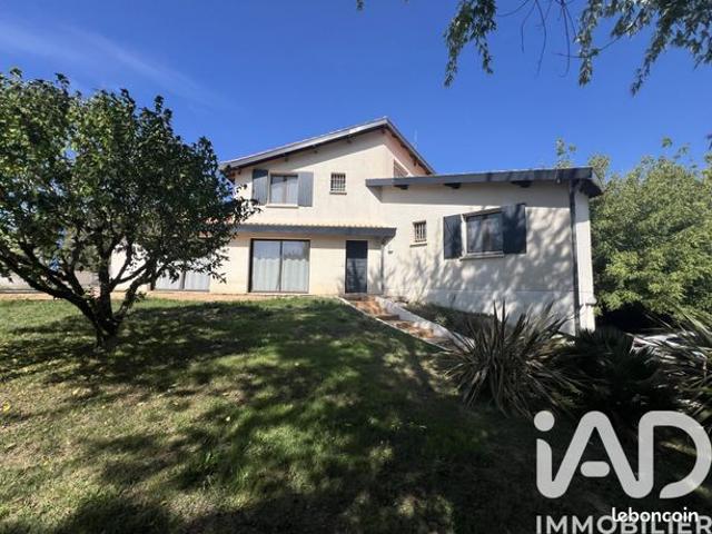 Maison 9 pièces 162 m²