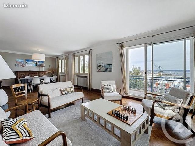Maison 9 pièces 162 m²