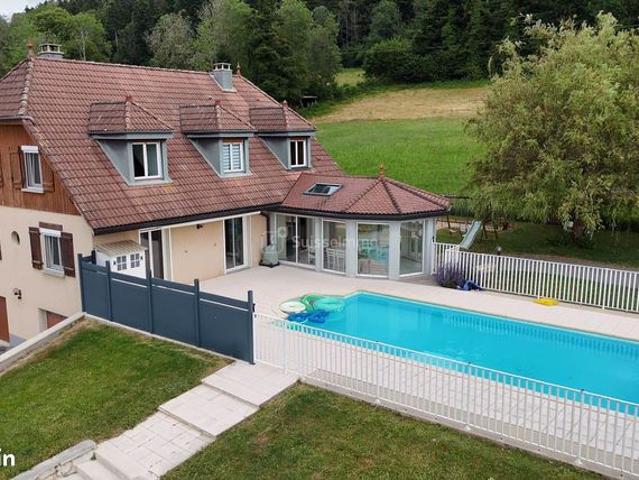 Maison 9 pièces 163 m²