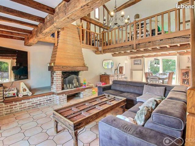 Maison 9 pièces 163 m²