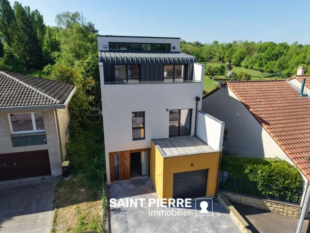 Maison 9 pièces 163 m²