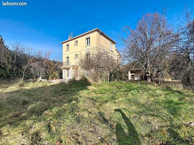 Maison 9 pièces 174 m²