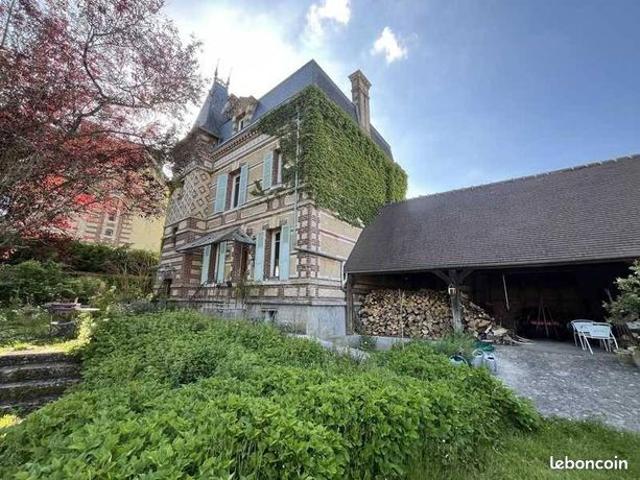 Maison 9 pièces 175 m²