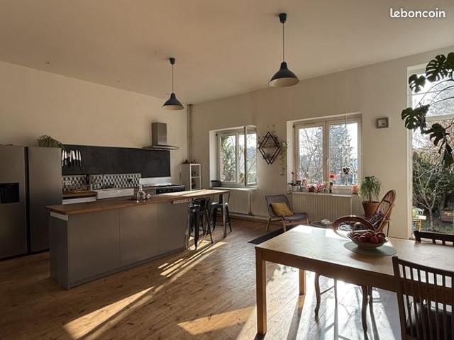 Maison 9 pièces 175 m²