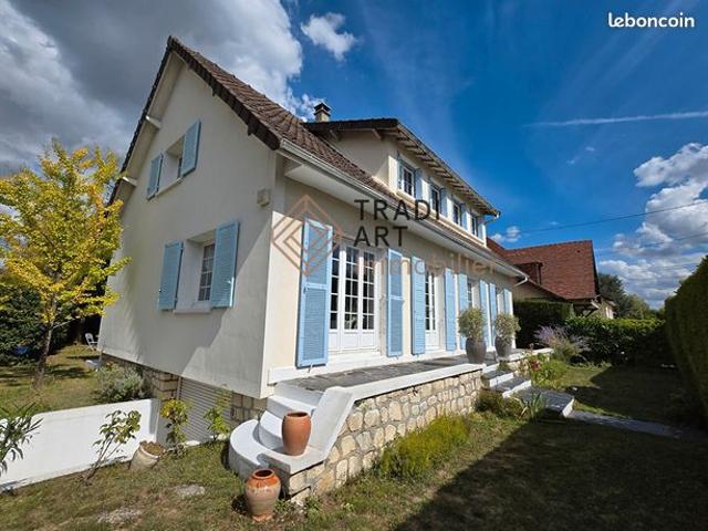 Maison 9 pièces 175 m²