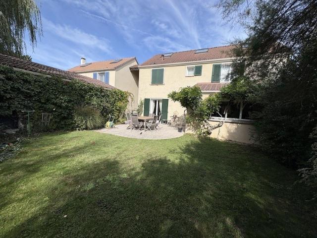 Maison 9 pièces 175 m²