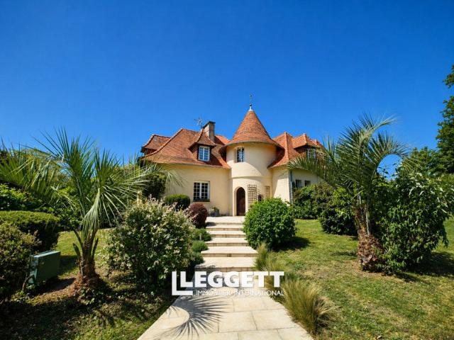 Maison 9 pièces 175 m²