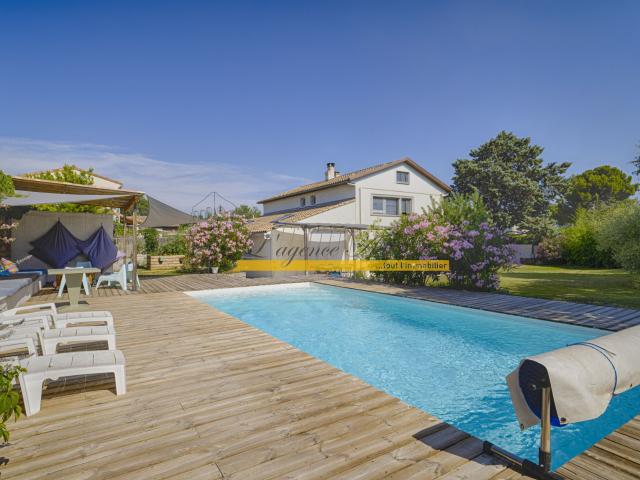 Maison 9 pièces 176 m²