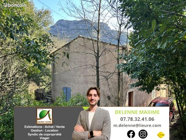 Maison 9 pièces 176 m²