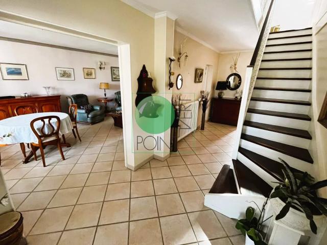 Maison 9 pièces 176 m²