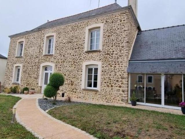 Maison 9 pièces 176 m²