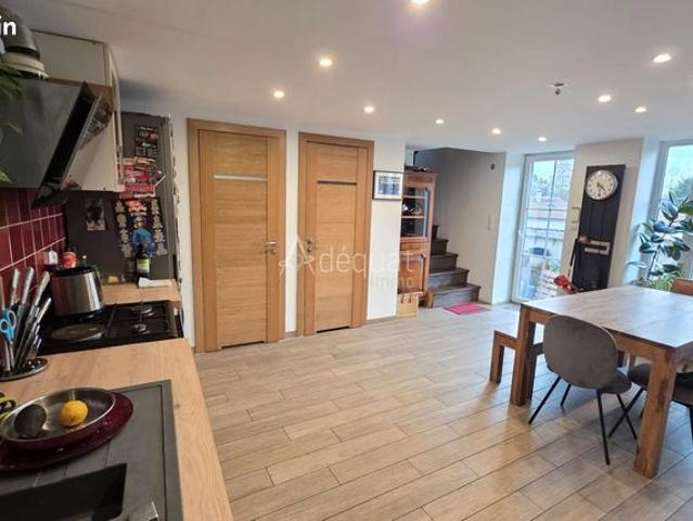 Maison 9 pièces 177 m²