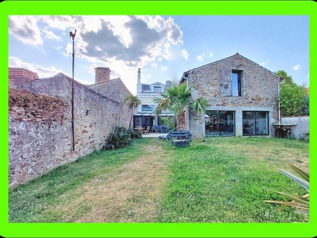 Maison 9 pièces 177 m²