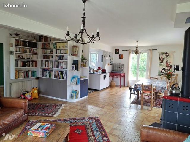 Maison 9 pièces 177 m²