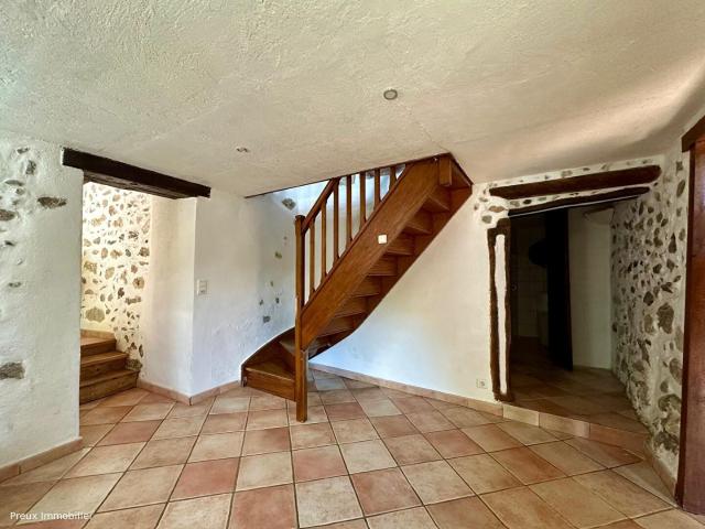 Maison 9 pièces 177 m²