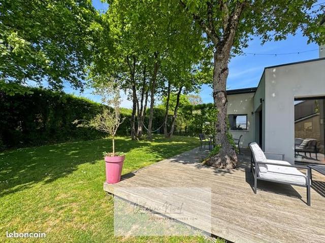 Maison 9 pièces 177 m²