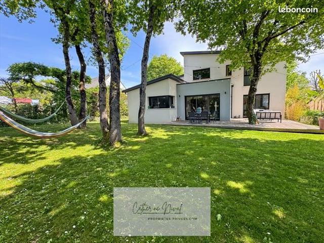 Maison 9 pièces 177 m²