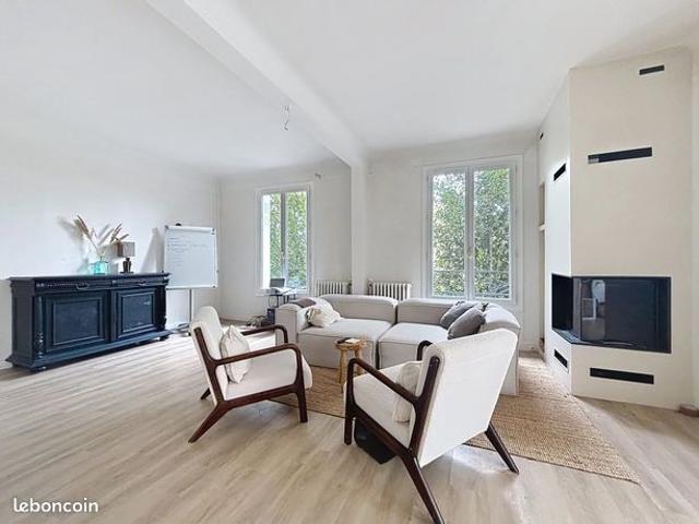 Maison 9 pièces 178 m²