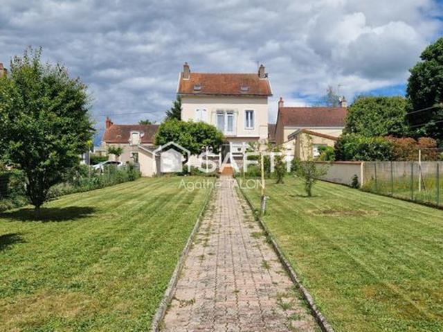Maison 9 pièces 179 m²