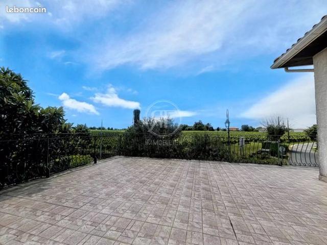Maison 9 pièces 170 m²