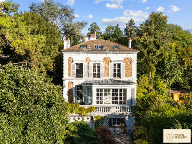 Maison 9 pièces 170 m²