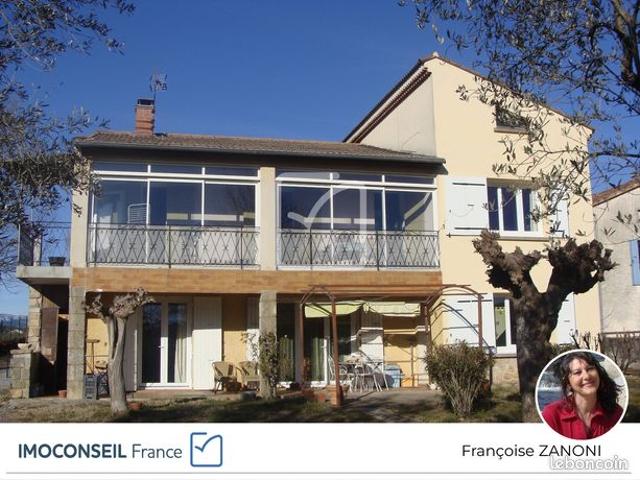 Maison 9 pièces 170 m²