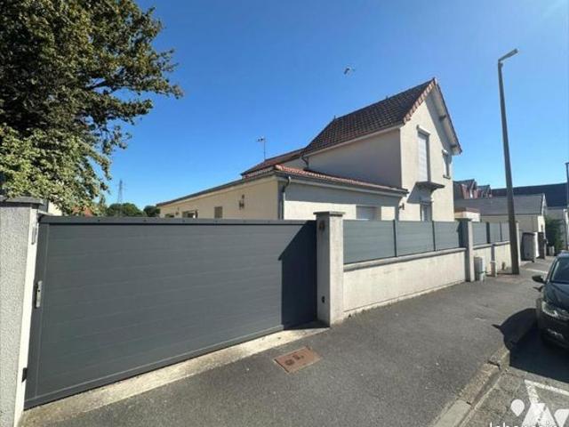 Maison 9 pièces 170 m²